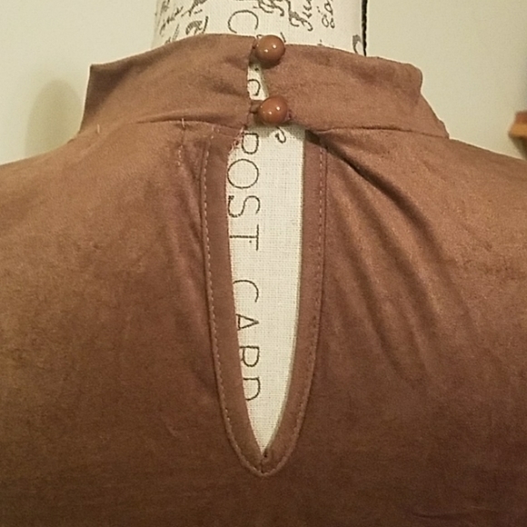 Mocha bell sleeve peplum suede like top - Picture 6 of 6